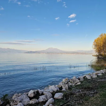 Casa Vittoria Punta Gro Con Piscina * Sirmione